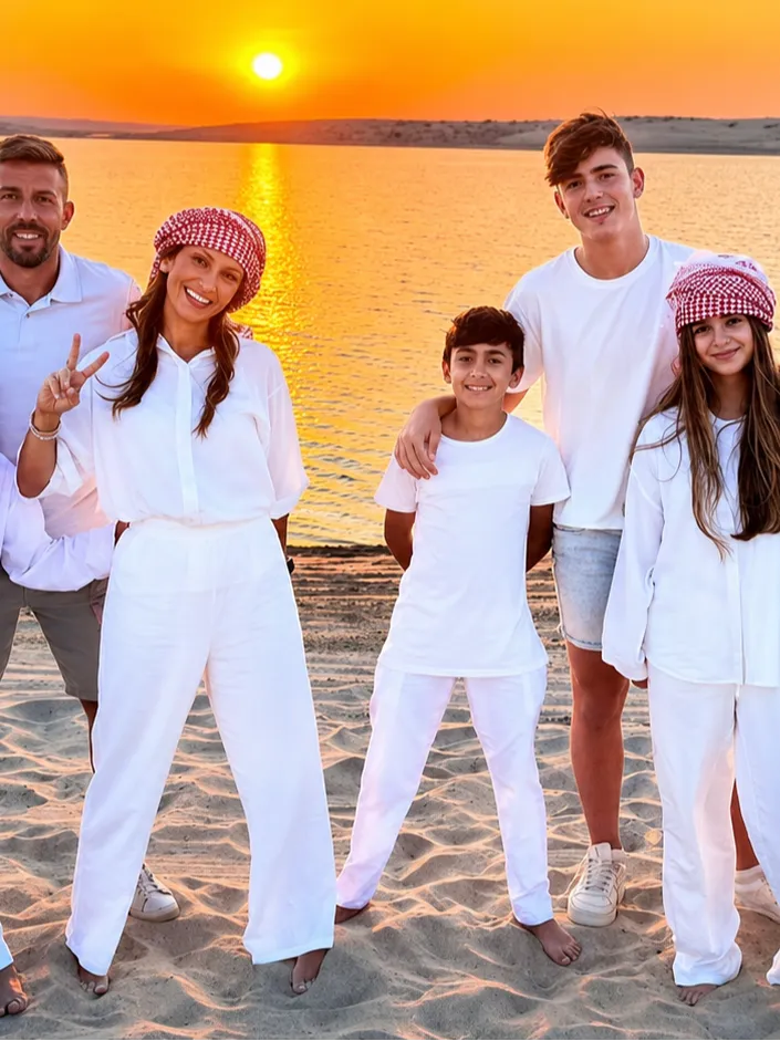 Experience Qatar - Inland Sea Desert Picnic image